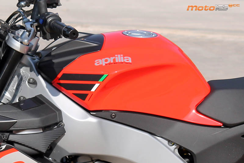Aprilia Tuono 125