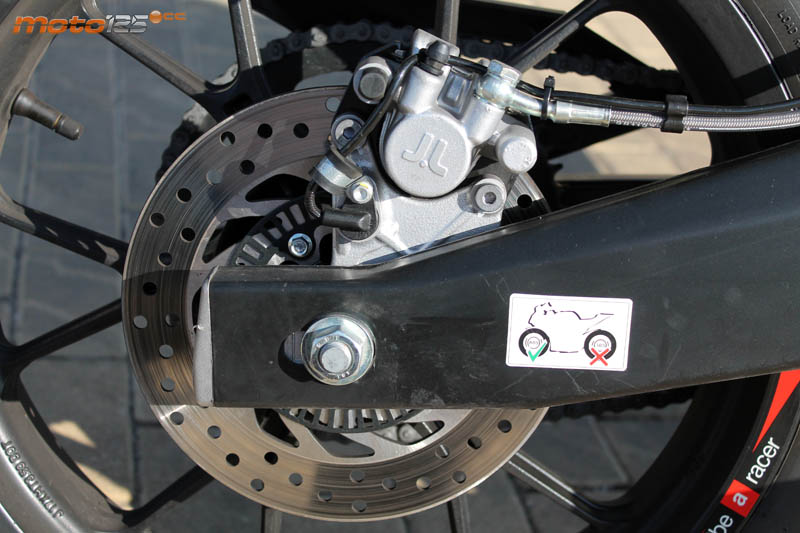 Aprilia Tuono 125