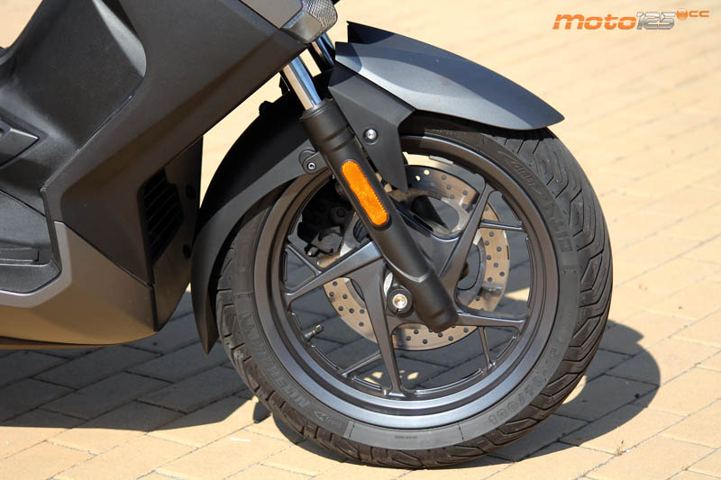 Yamaha X-Max 125 '17 E4