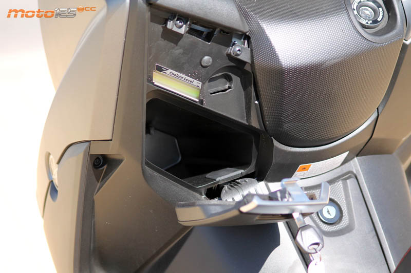 Yamaha X-Max 125 '17 E4