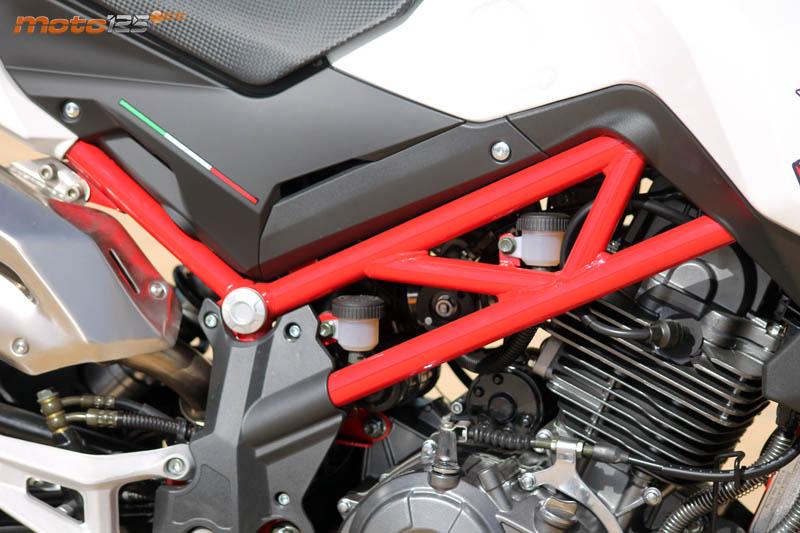 Benelli TNT 125