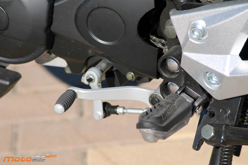 Rieju Strada 125