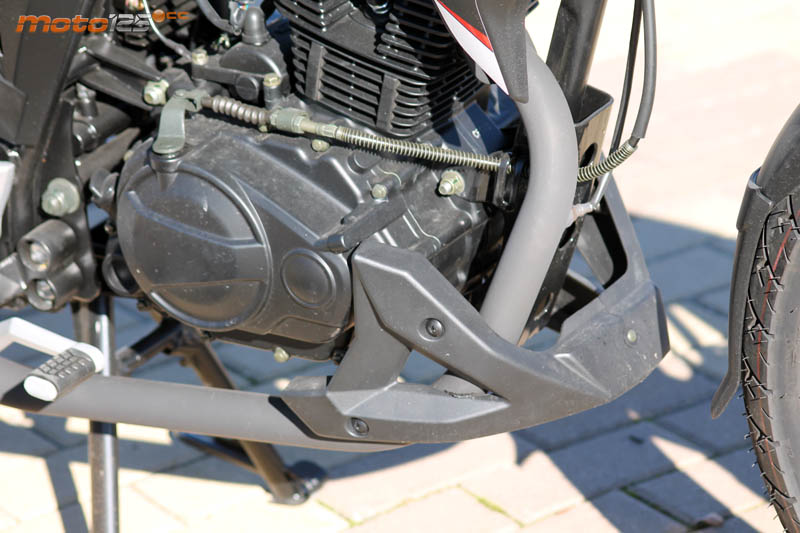 Rieju Strada 125