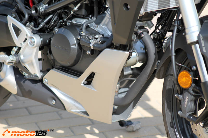 Honda CB125R