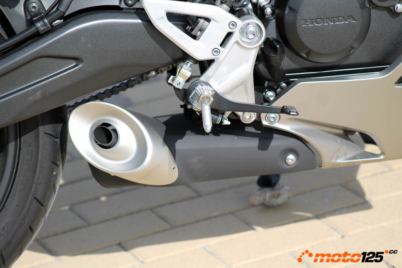 Honda CB125R