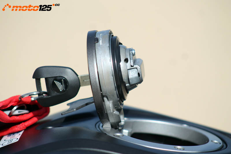 Honda CB125R