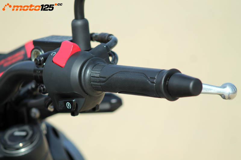 Honda CB125R