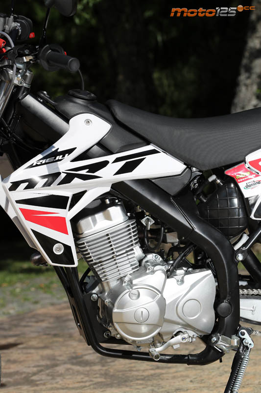 Rieju MRT 125