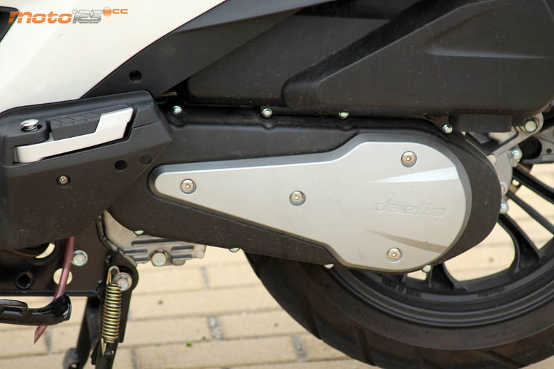 Daelim Steezer 125 E4