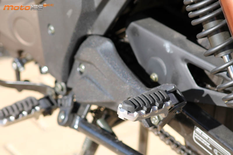 UM Xtreet R 125