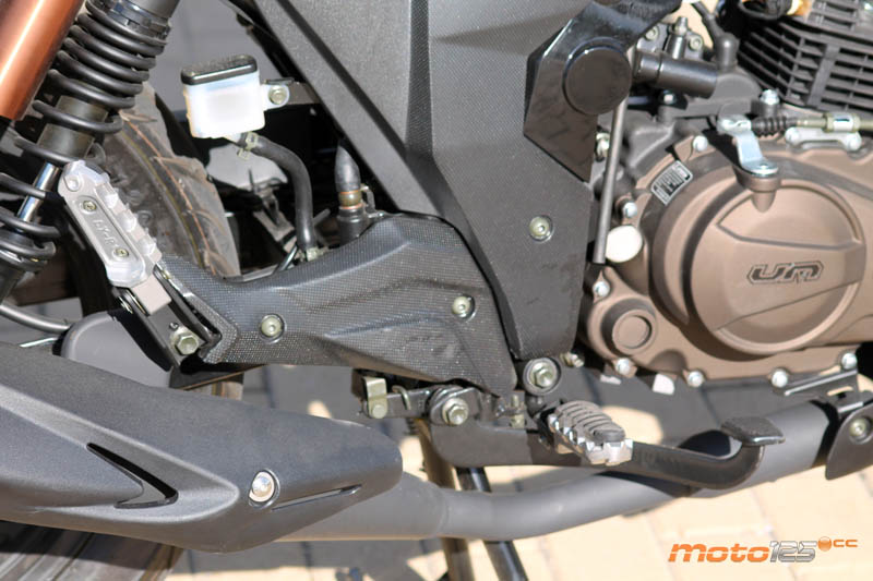 UM Xtreet R 125