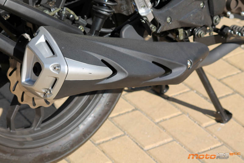 UM Xtreet R 125