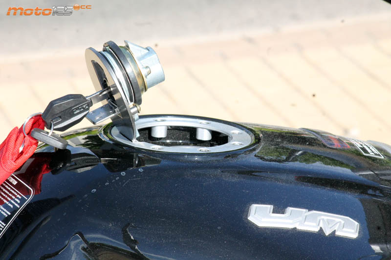 UM Xtreet R 125
