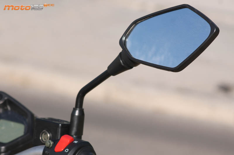 UM Xtreet R 125