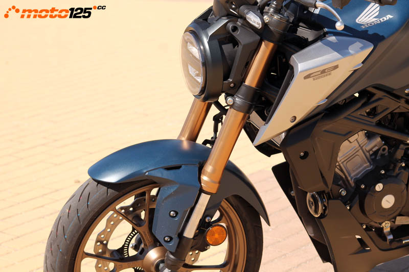 Honda CB125R 2022