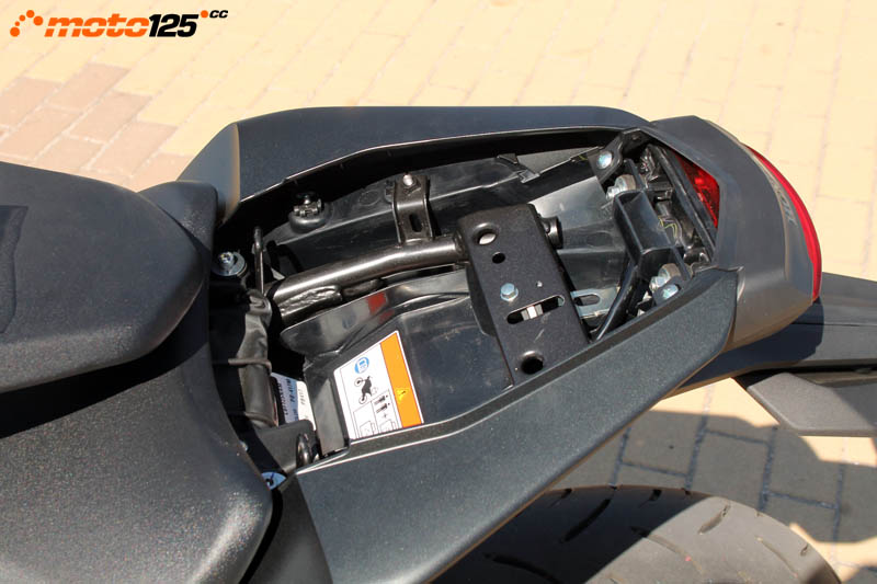 Honda CB125R 2022