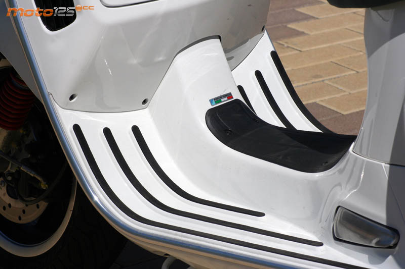 Vespa GTS Super