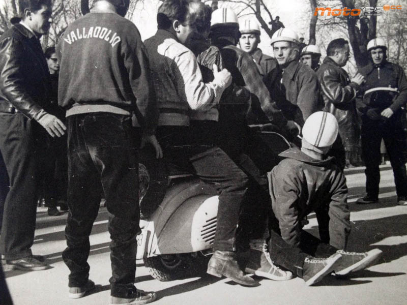 30 en un scooter