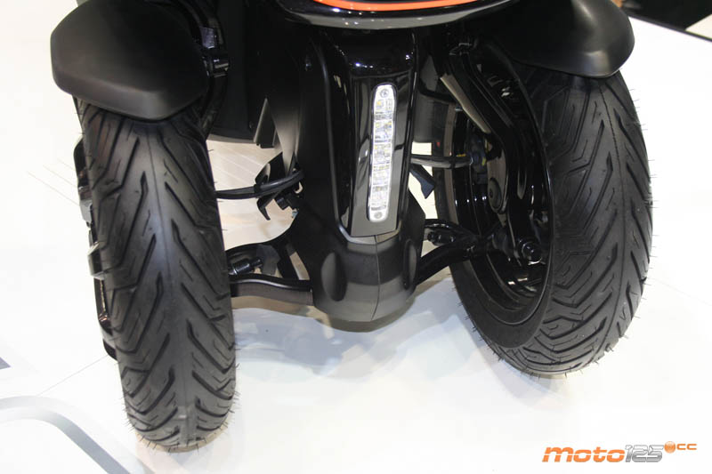 Peugeot Metropolis 400