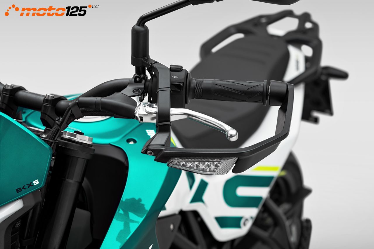 Benelli BKX 125 S