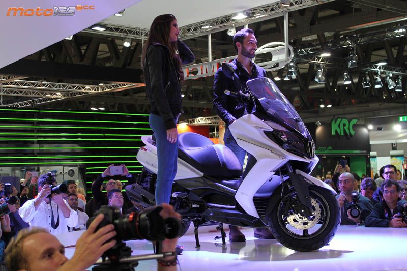 Novedades 2015 - Milán - Kymco SuperDink 125i '15