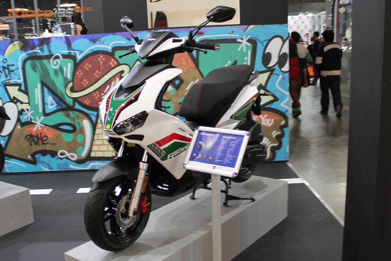 Novedades 2015 - Milán - Italjet Formula 125
