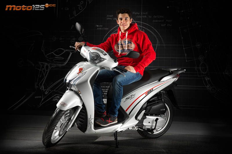 Honda Scoopy SH125i MM93 - La réplica solidaria de Marc Márquez