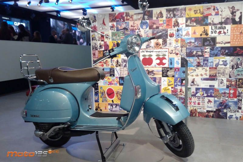 Vespa PX125 (70º aniversario) - Novedades Milán 2016