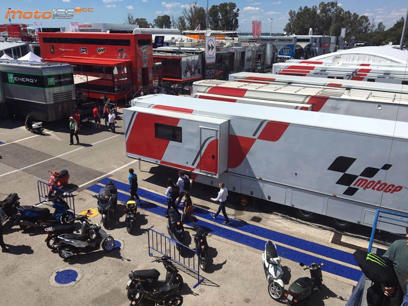 Paddock MotoGP 2016 - Territorio de scooters