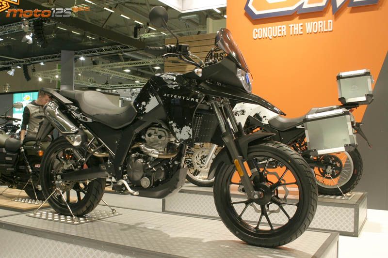 UM Terra Adventure 125 - Intermot