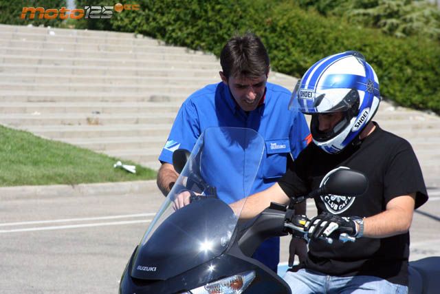 Primeros pasos en un scooter de 125 cc