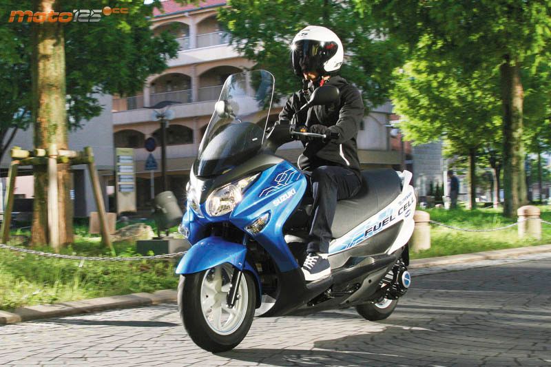 Suzuki Burgman Fuel Cell - Tokyo Motor Show 2017