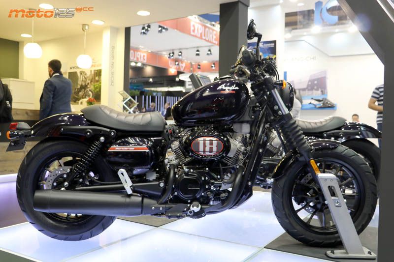 Hyosung Aquila Strider GV 125 S - Salón de Milán EICMA 2017