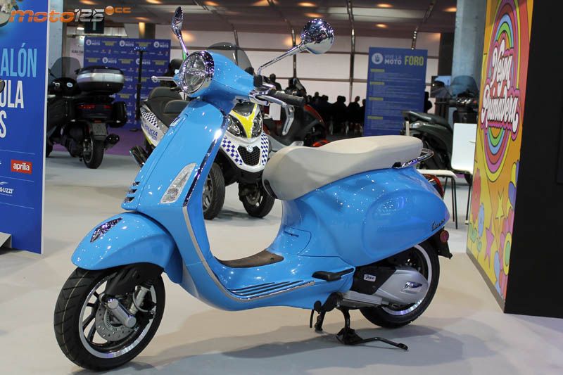 Vive la Moto '18 - Vespa Primavera 125 50 Anniversary