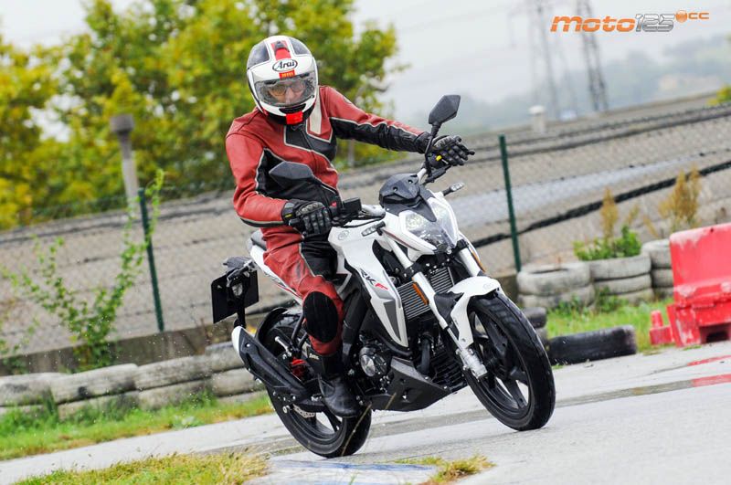 Primer contacto - Keeway RKF 125