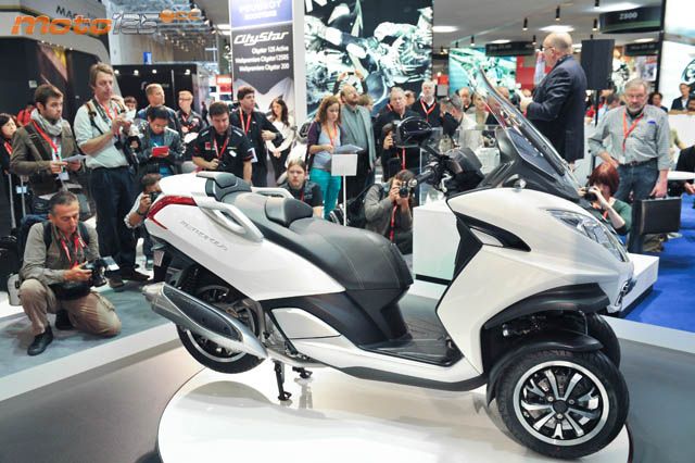 Intermot Novedades 2013 - Peugeot Metropolis 400