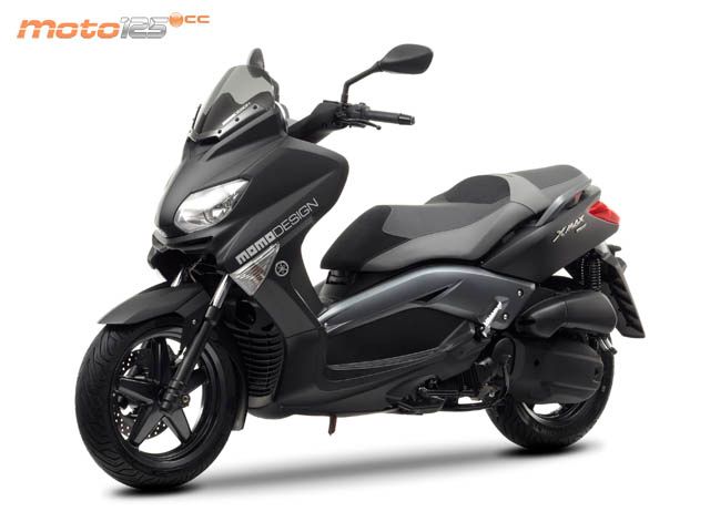 A la venta - Yamaha X-Max 125 MomoDesign