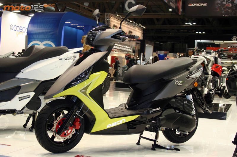 Salon Milán Novedades 2013 - Aeon OZ 125