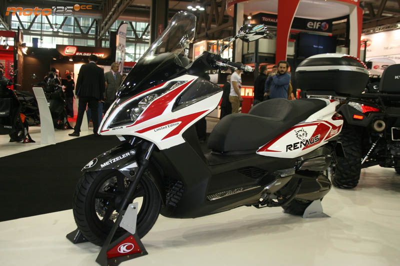 Salon Milán Novedades 2013 - Kymco SuperDink 125i Limited Edition