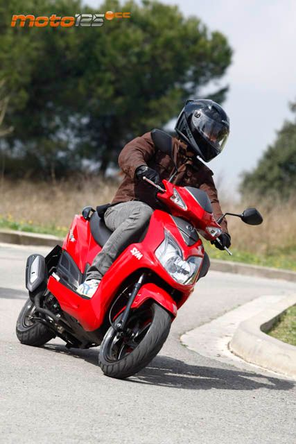 SYM Jet-4 125 - Toma de contacto