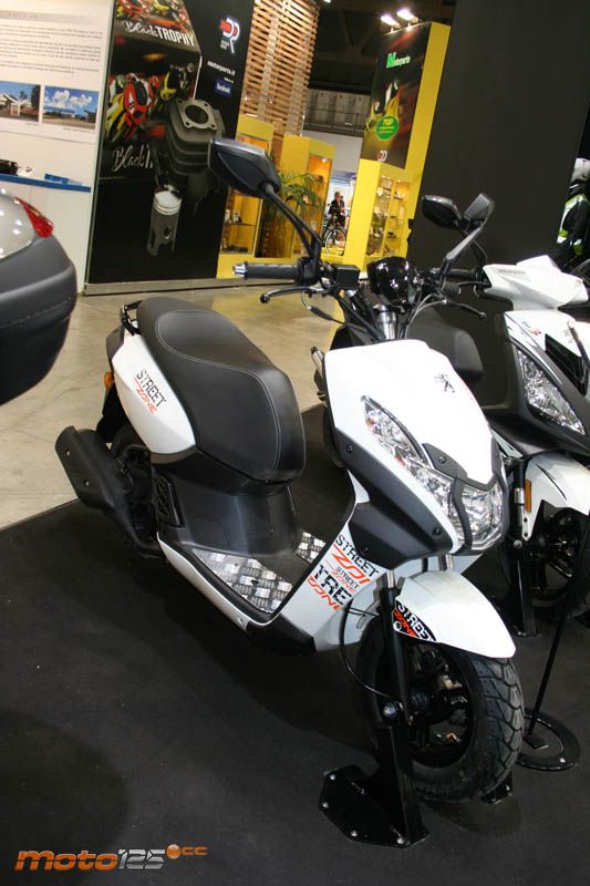 Novedades 2014 - Peugeot StreetZone 100