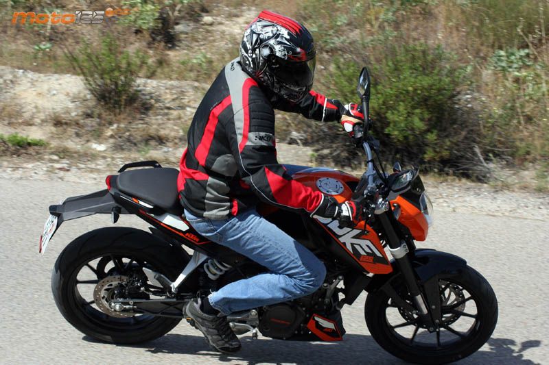 KTM Duke 125 ABS - ABSolutamente divertida