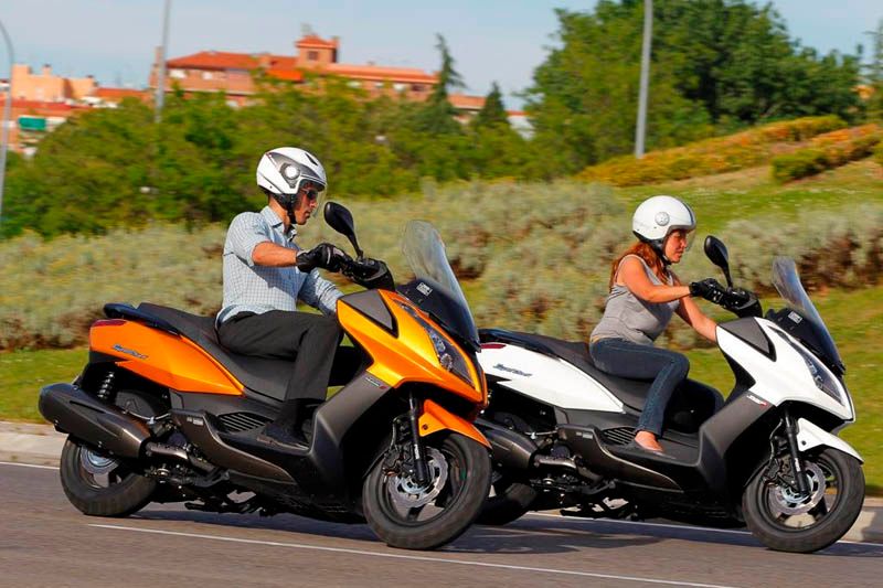 Estrenando scooter - Bienvenido a la convalidación
