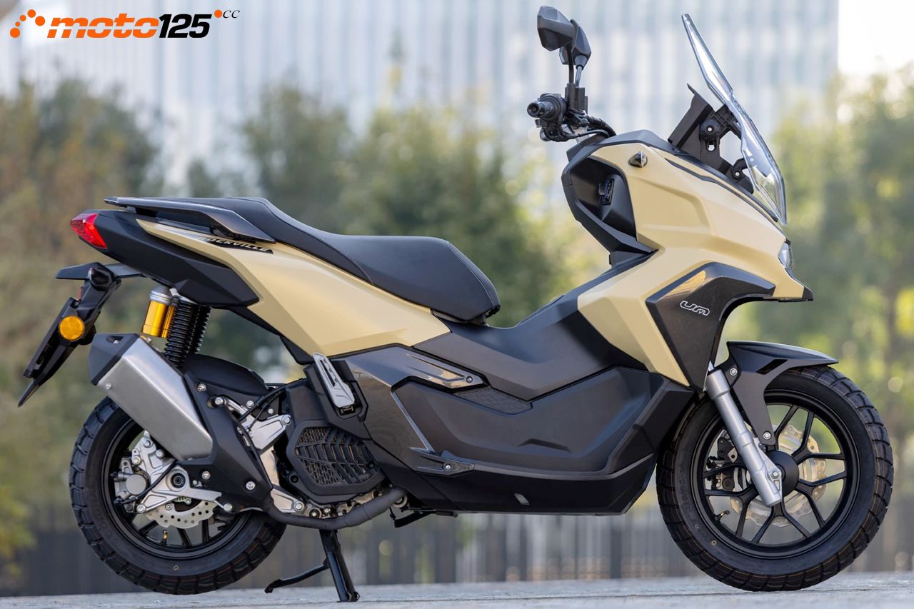 UM Rockville 125/300 - Novedades 2025 - Salón EICMA de Milán 2024