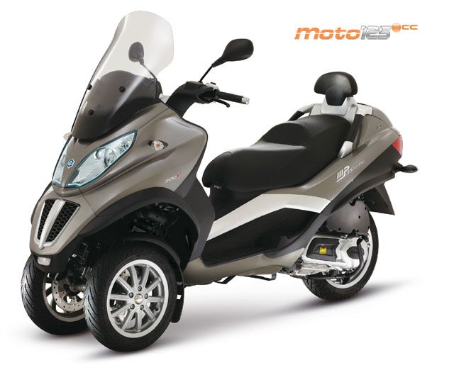 Piaggio MP3 Touring 300 LT