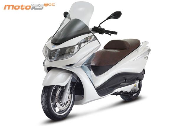 Piaggio X10 125 Elegance