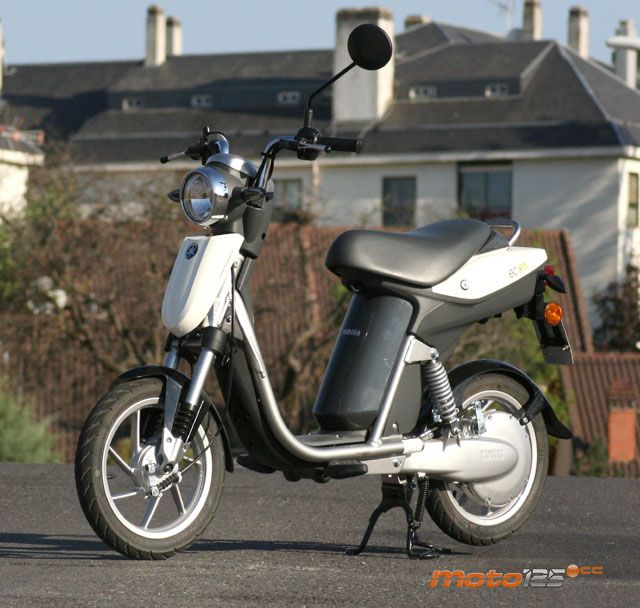 Yamaha EC-03