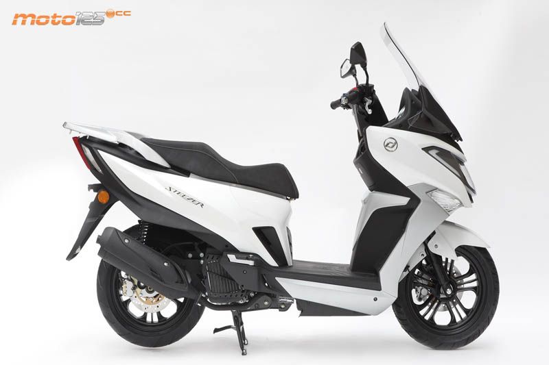 Daelim Steezer 125 P