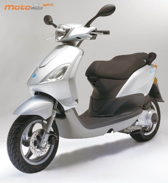 Piaggio Fly 125