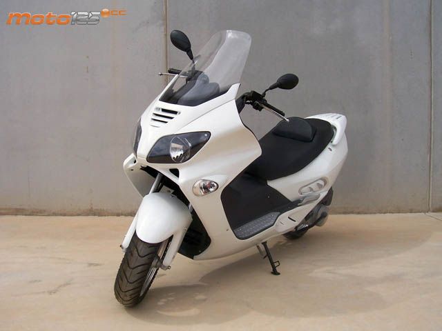 TBQ City Max 125 — foto 2